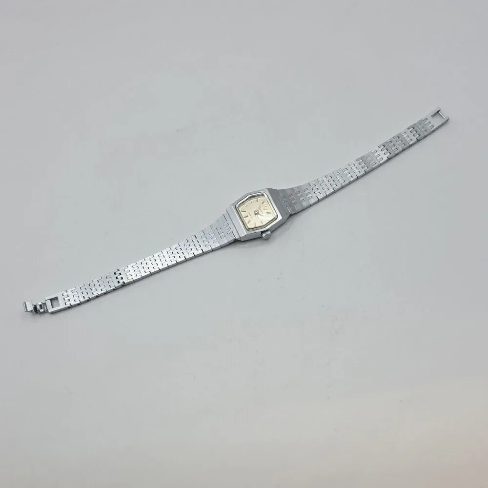 *VINTAGE*Timex Cell Quartz Analog Square Silver Dial Silver Tone Bracelet Watch